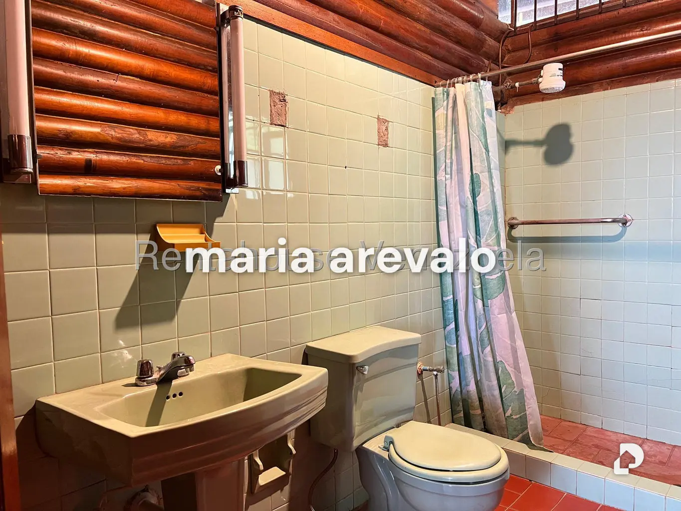 Casa en El Junko, Caracas – 12