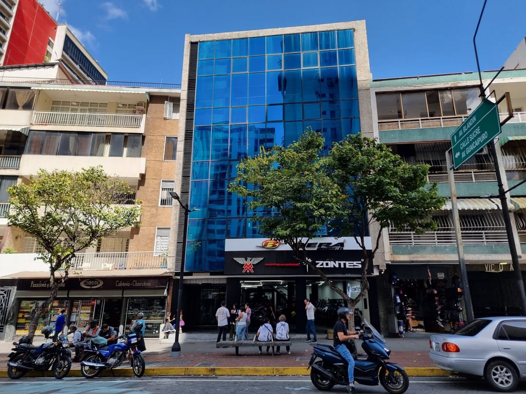 Edificio en Caracas - 1