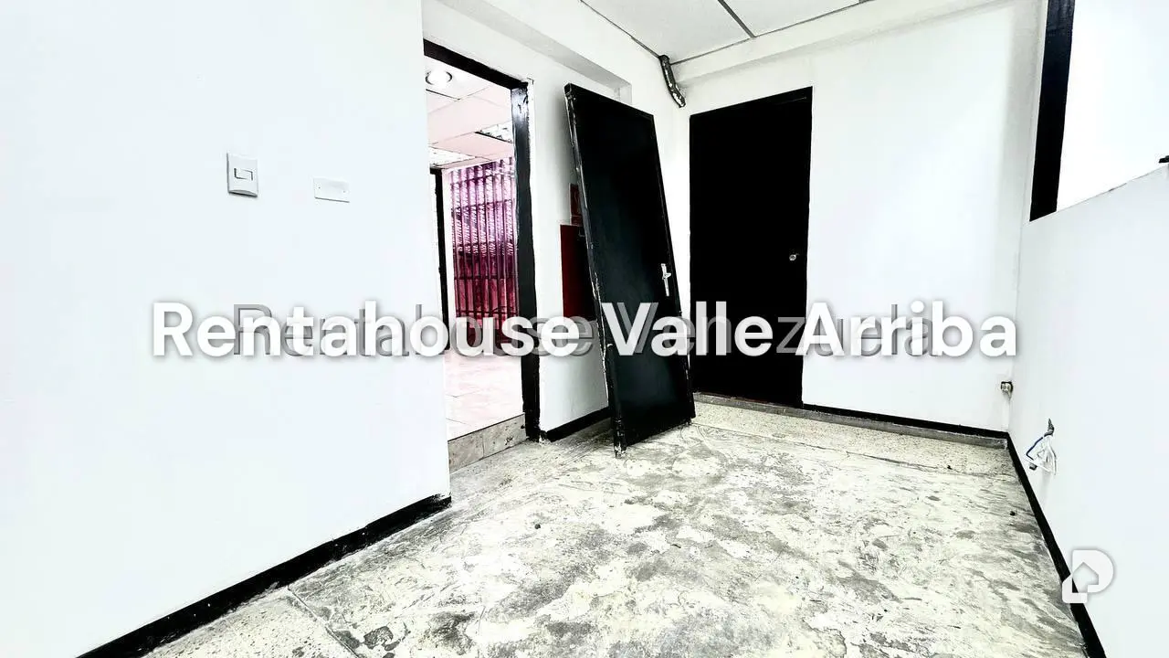 Local comercial en Bello Monte, Caracas – 3