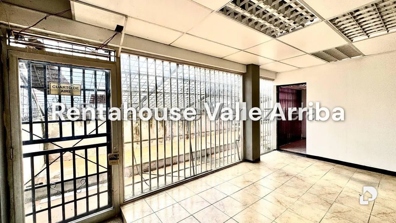 Local comercial en Bello Monte, Caracas – 9