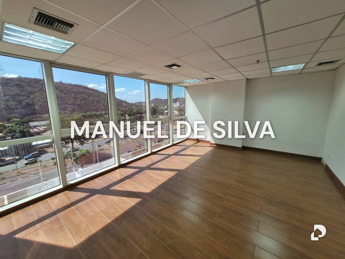 Oficina en Diego Bautista Urbaneja, Lechería – 5