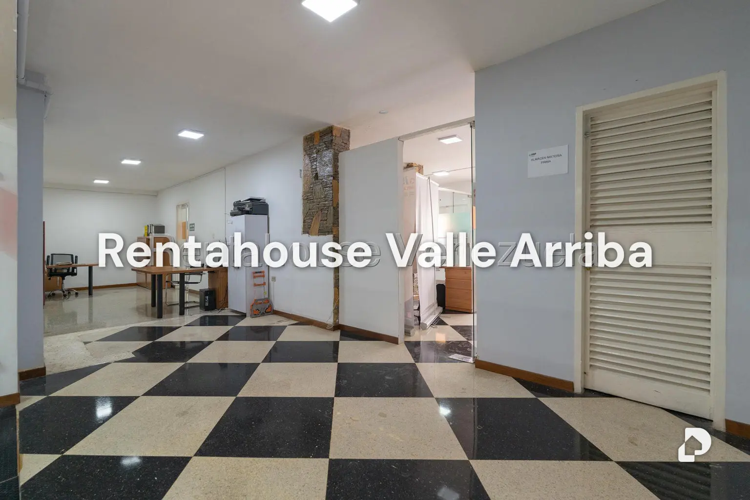 Local comercial en Chuao, Caracas – 18