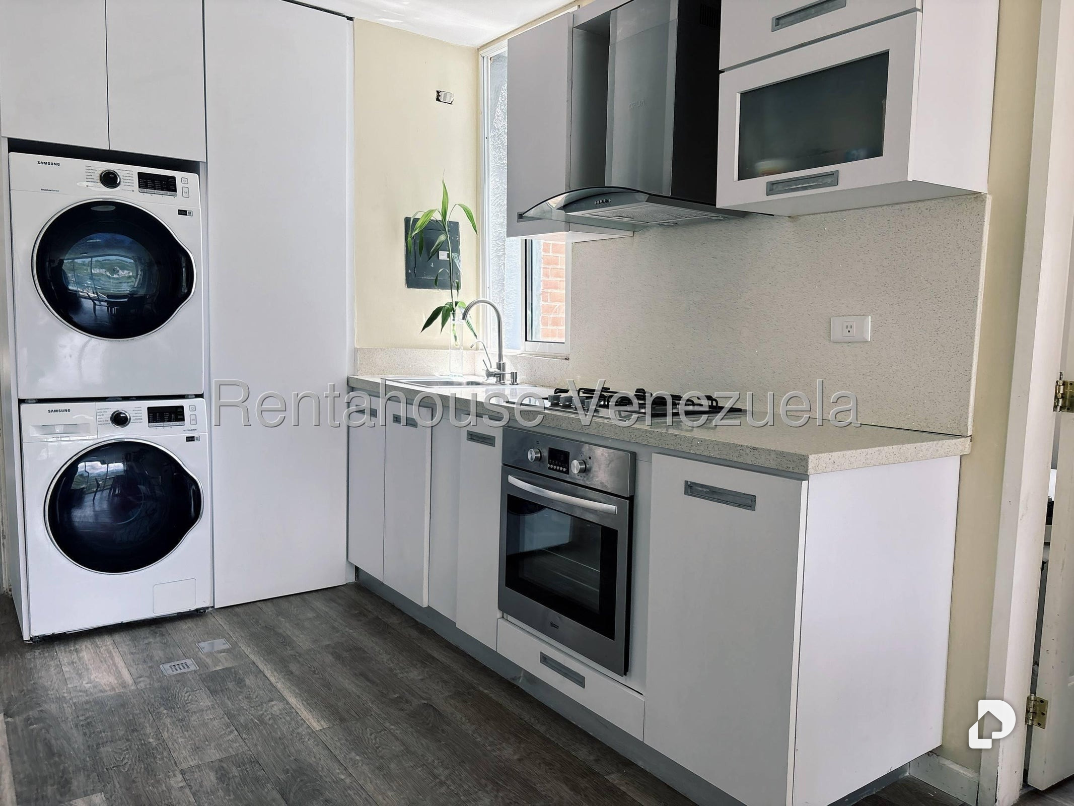 Apartamento en Hacienda El Encantado, Caracas – 11