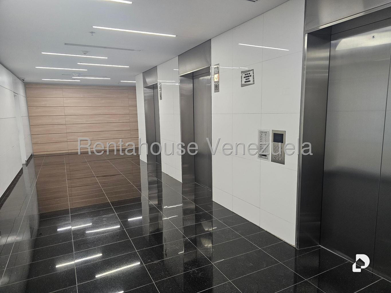 Oficina en Las Mercedes, Caracas – 3
