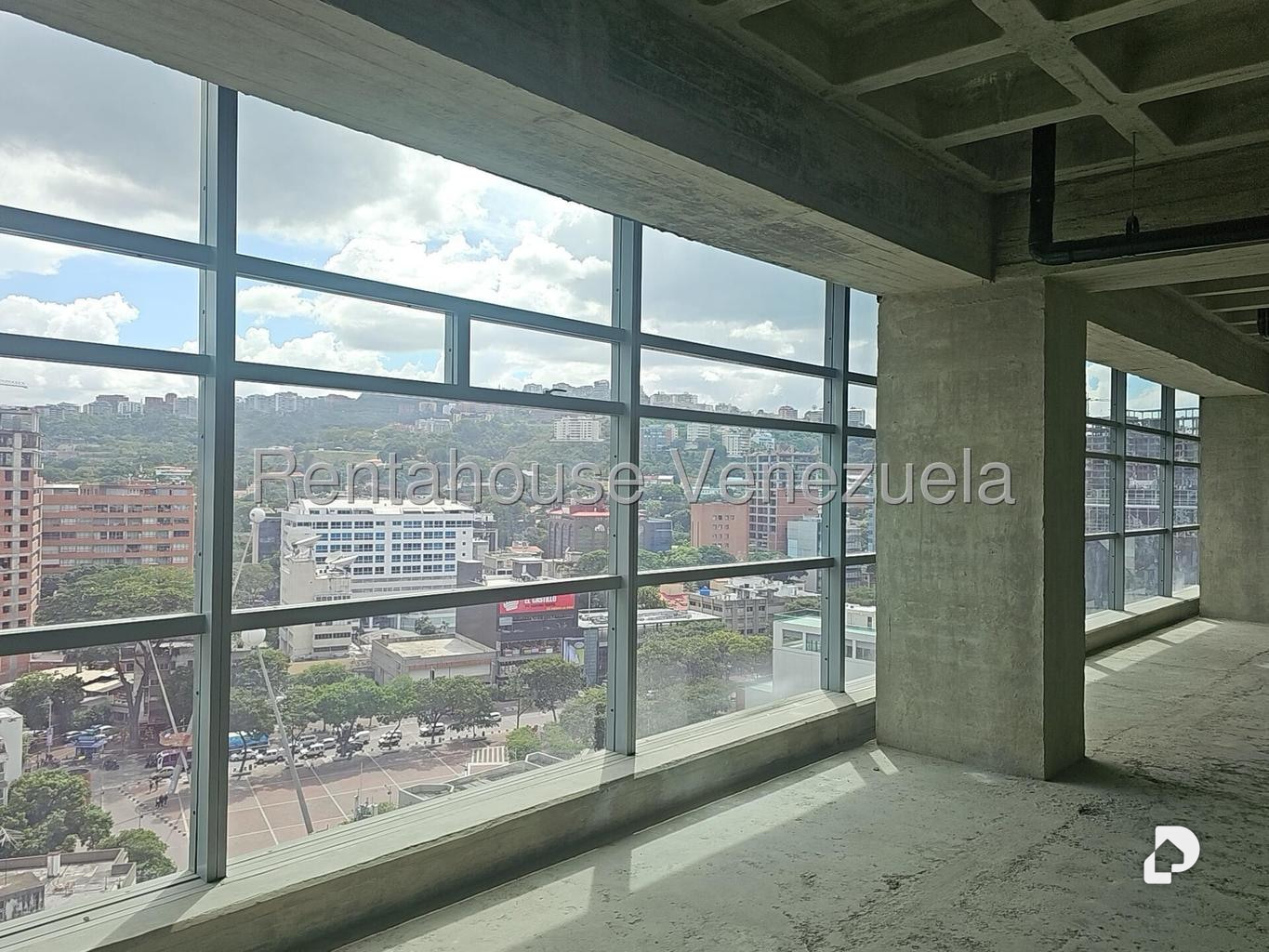 Oficina en Las Mercedes, Caracas – 10