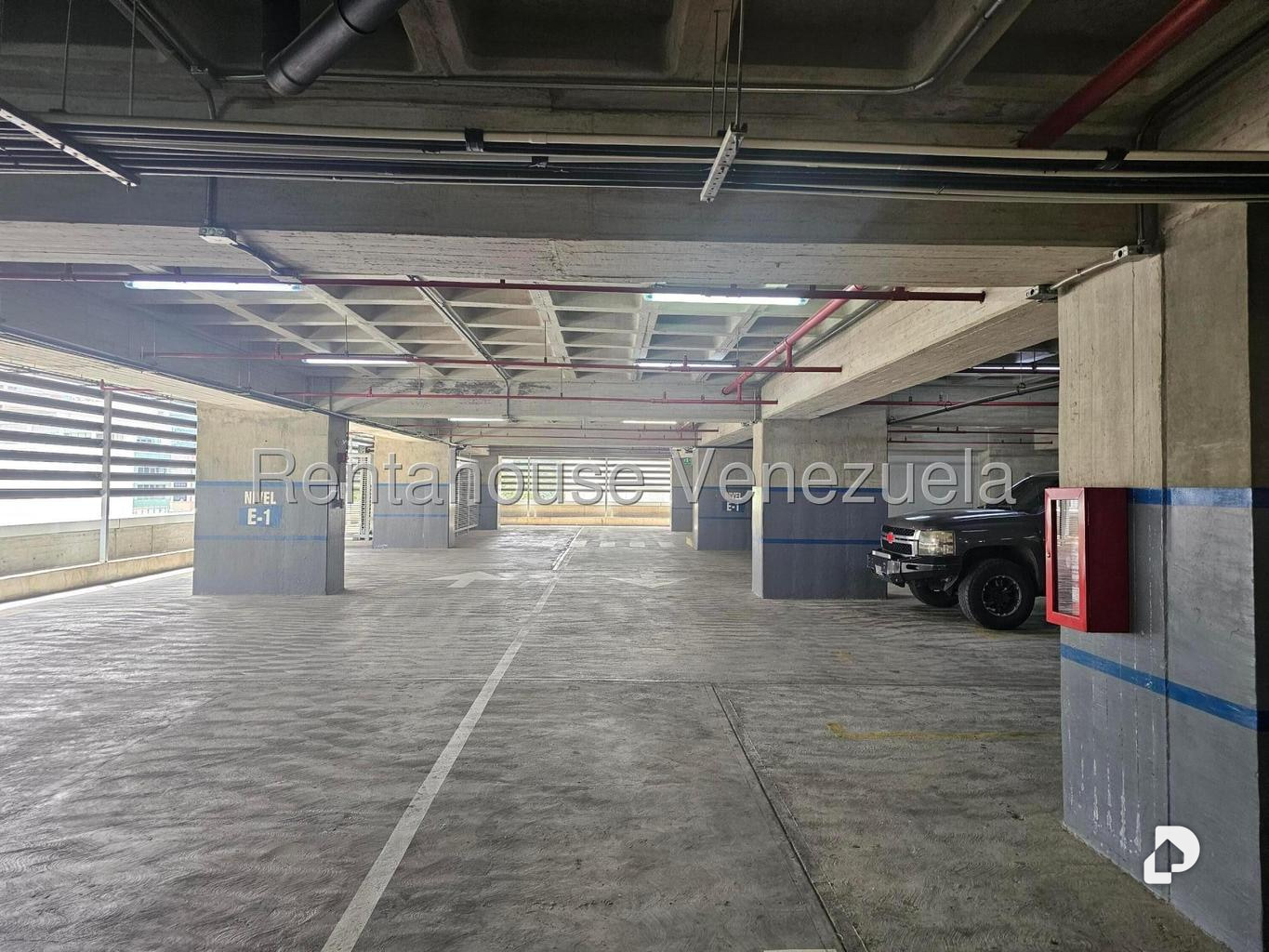Oficina en Las Mercedes, Caracas – 14