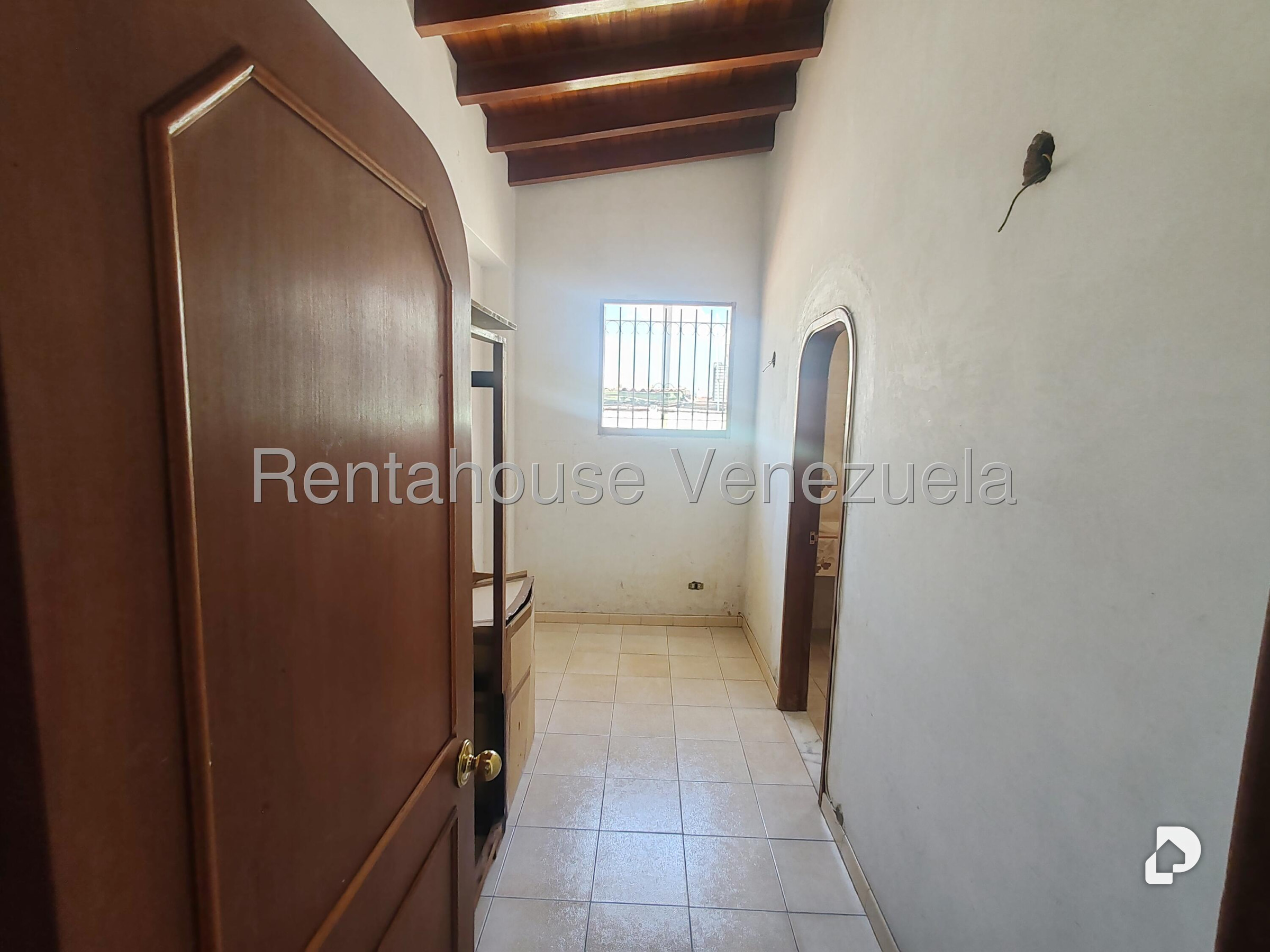 Casa en El Marqués, Caracas – 22