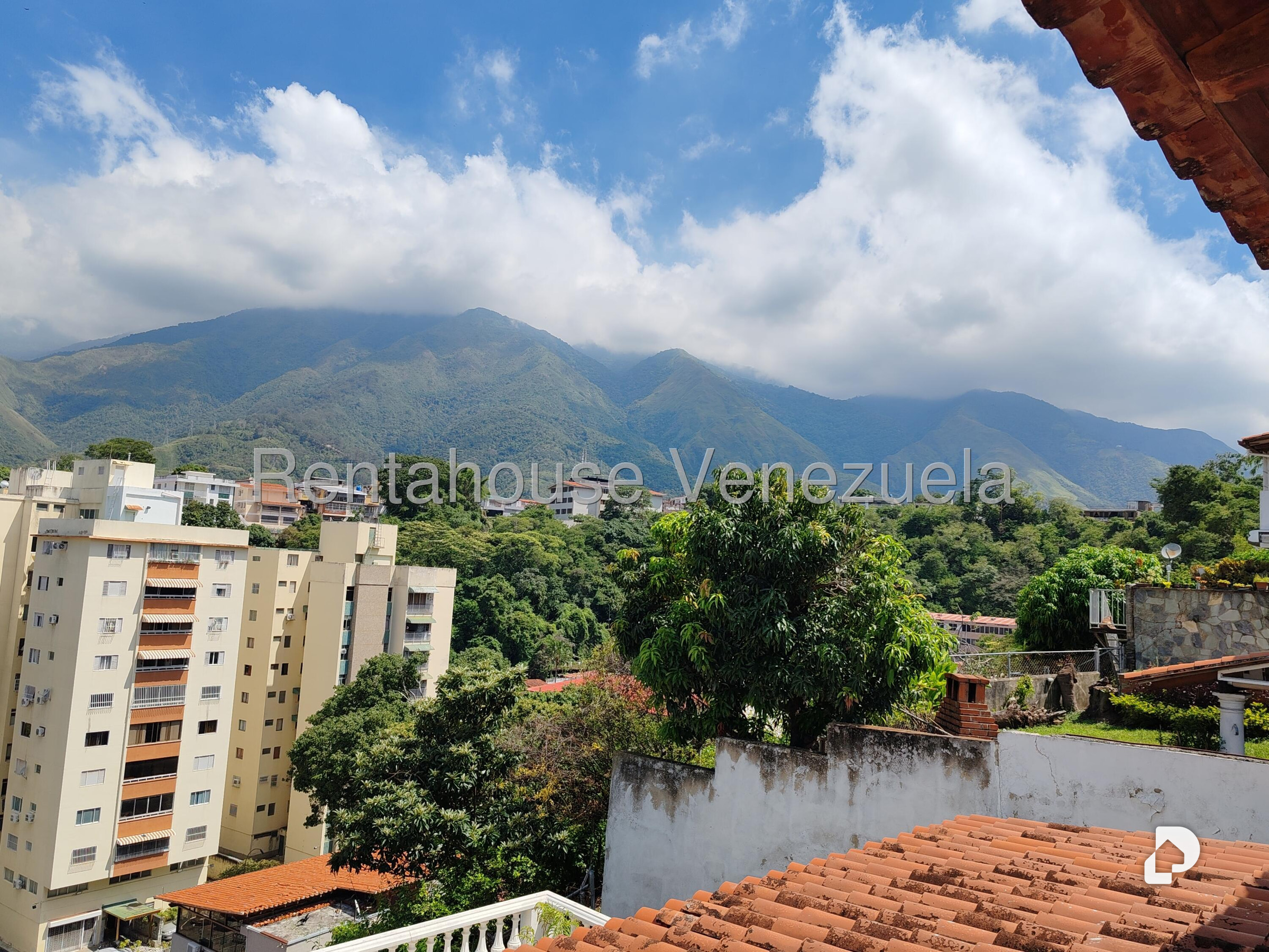 Casa en El Marqués, Caracas – 26