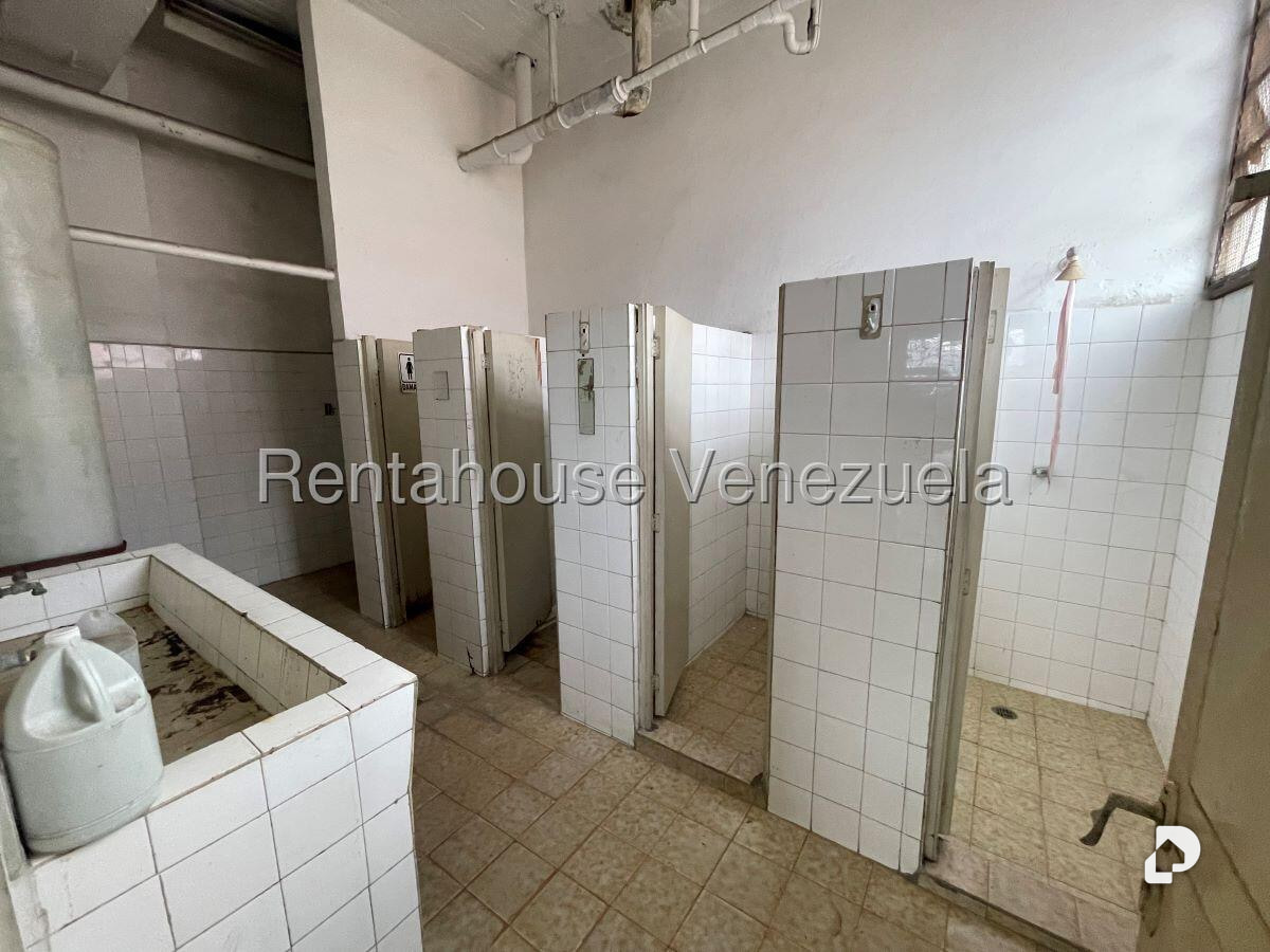 Local comercial en Ruiz Pineda, Caracas – 22