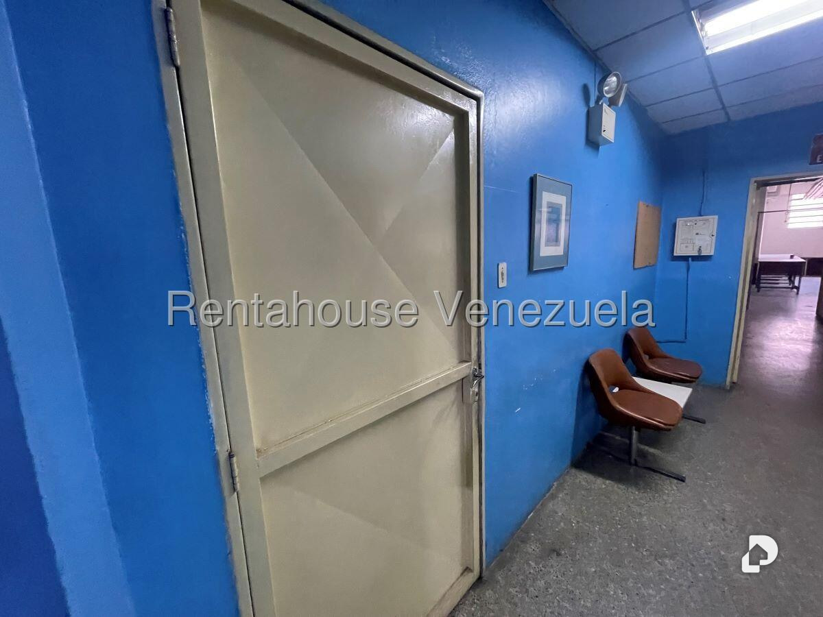 Local comercial en Ruiz Pineda, Caracas – 5