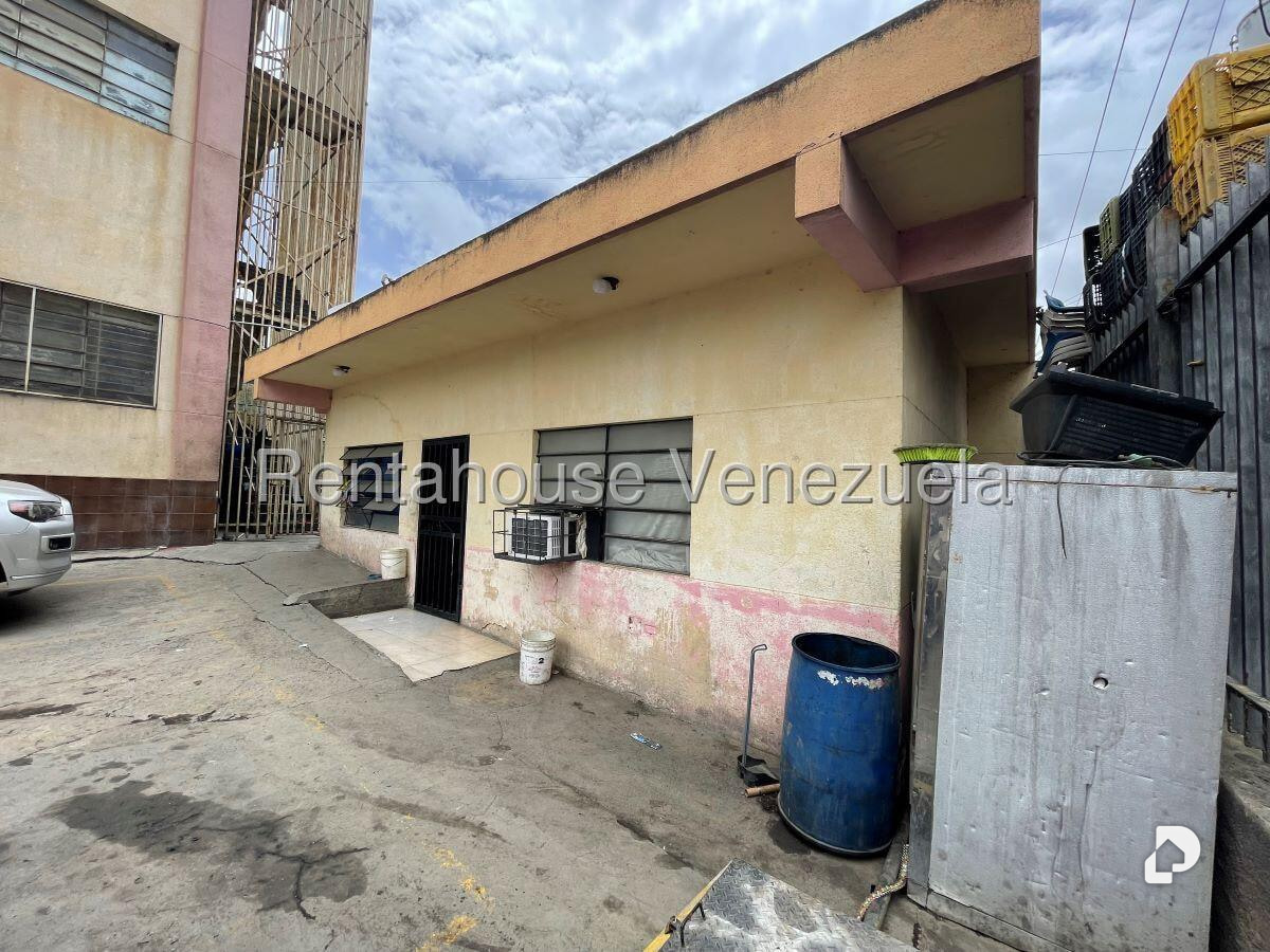 Local comercial en Ruiz Pineda, Caracas – 4