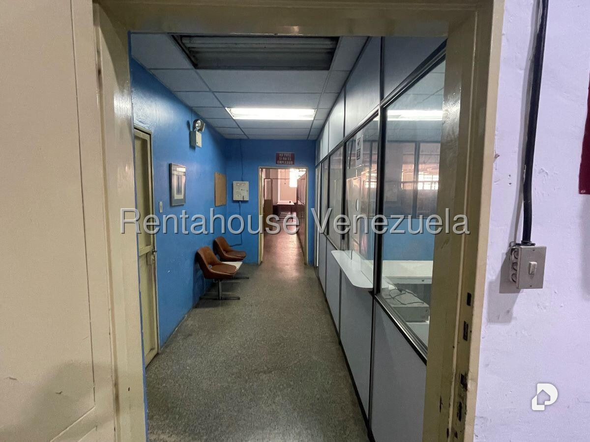 Local comercial en Ruiz Pineda, Caracas – 6