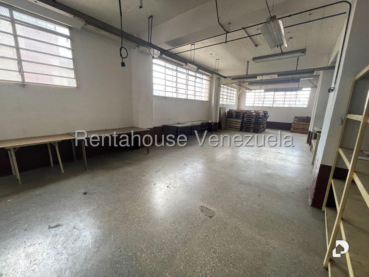 Local comercial en Ruiz Pineda, Caracas – 21