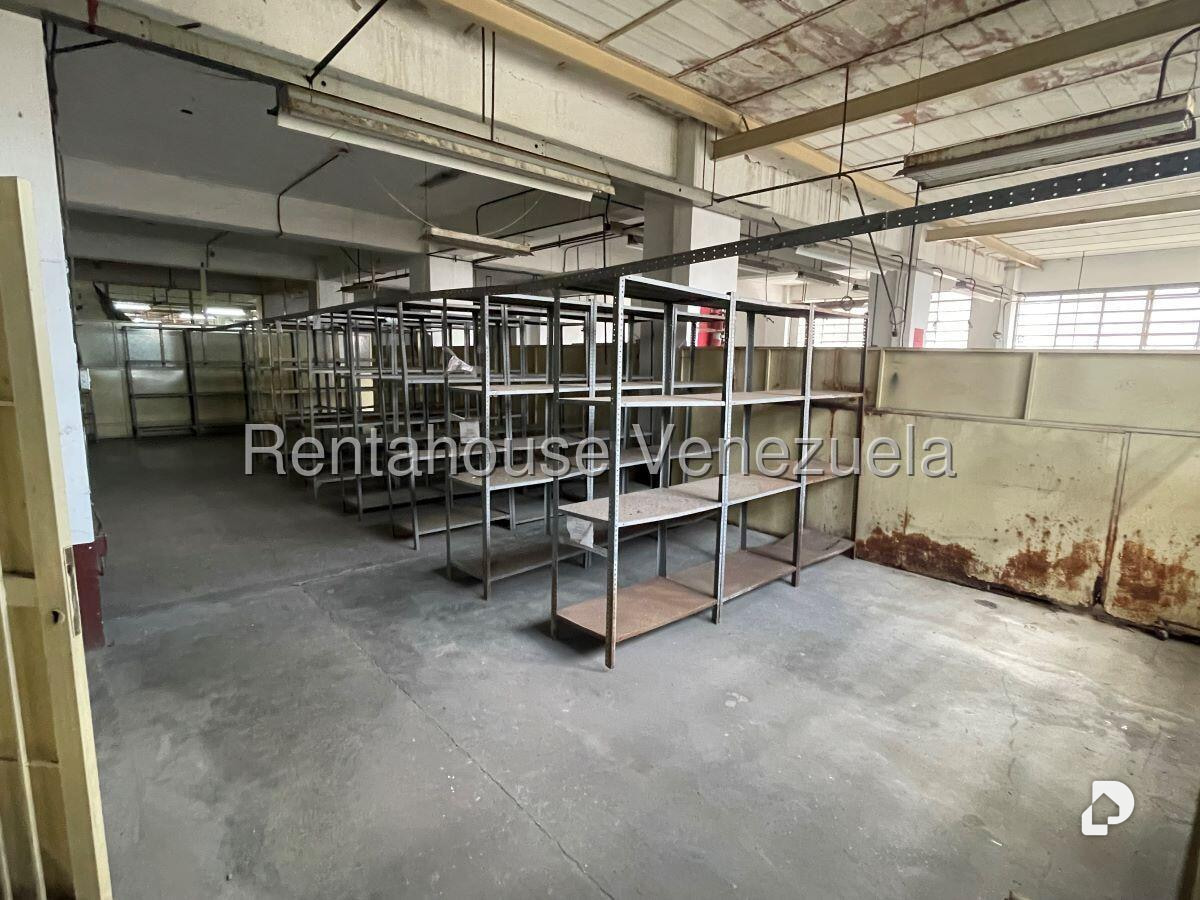 Local comercial en Ruiz Pineda, Caracas – 16