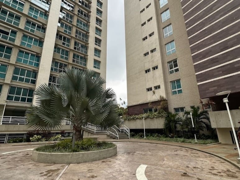 Apartamento en Campo Alegre, Caracas - 1