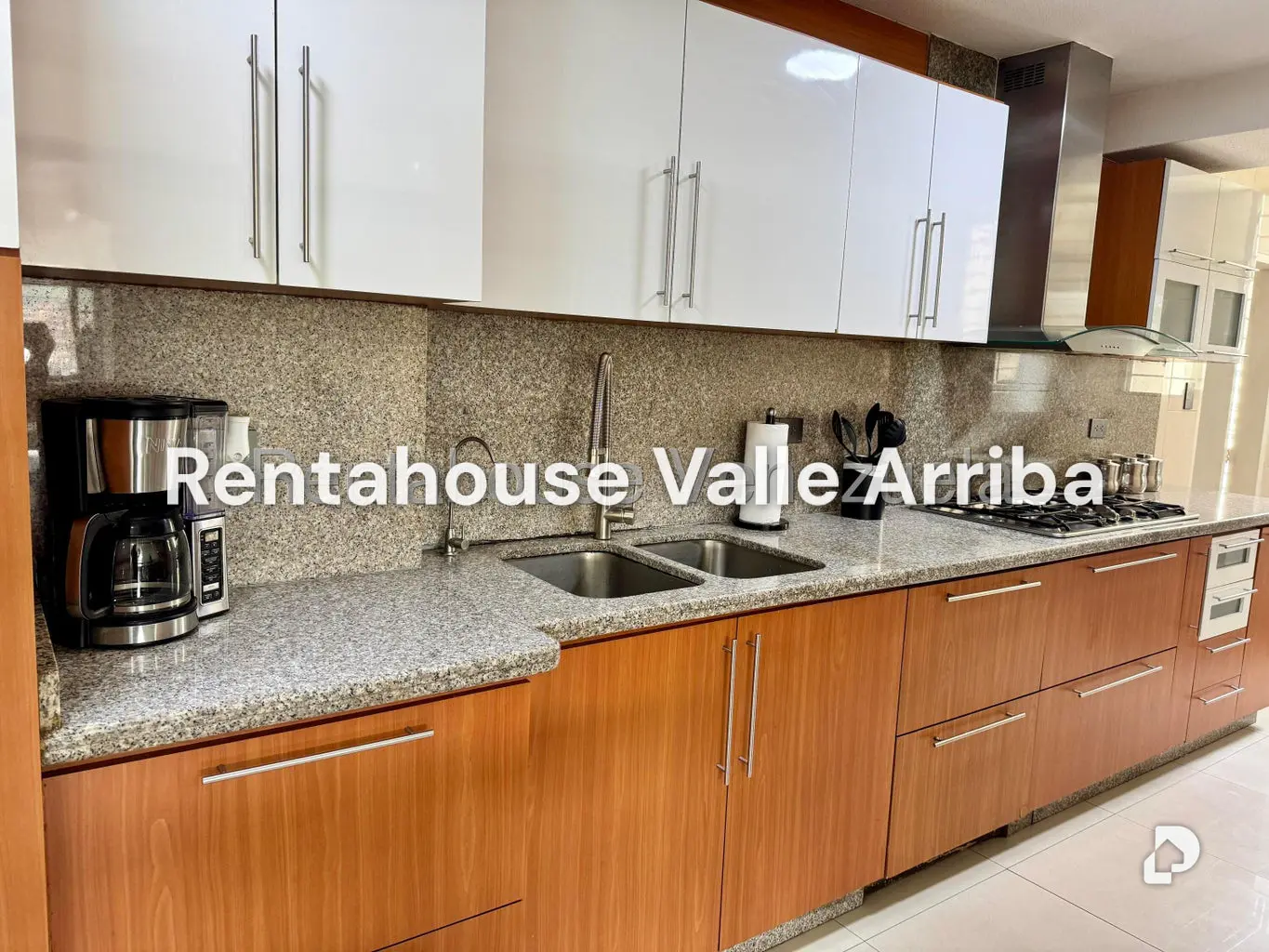 Apartamento en El Cigarral, Caracas – 10