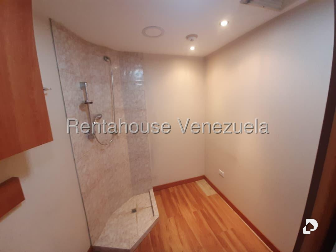 Local comercial en Los Palos Grandes, Caracas
