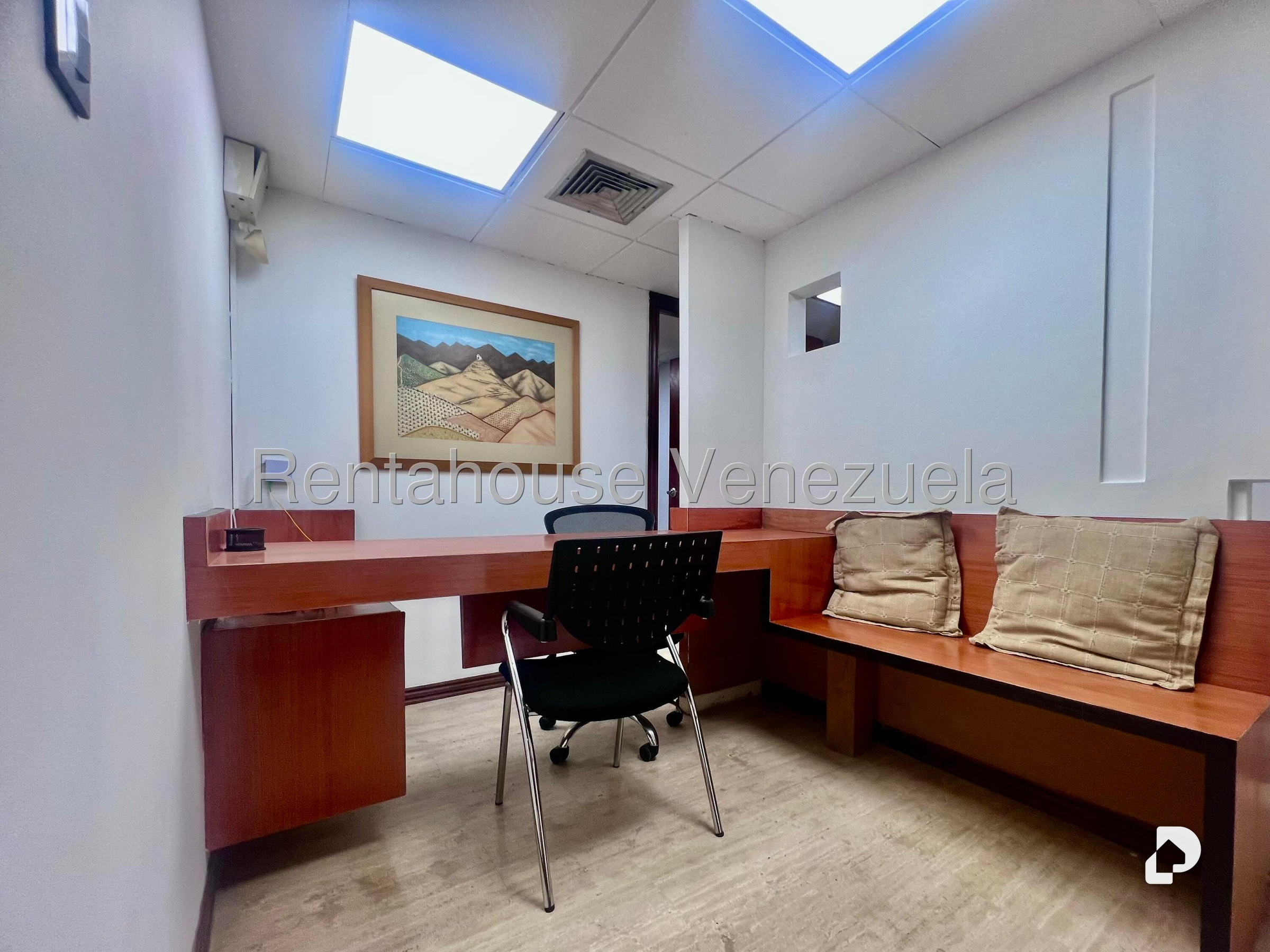 Oficina en Las Mercedes, Caracas – 2