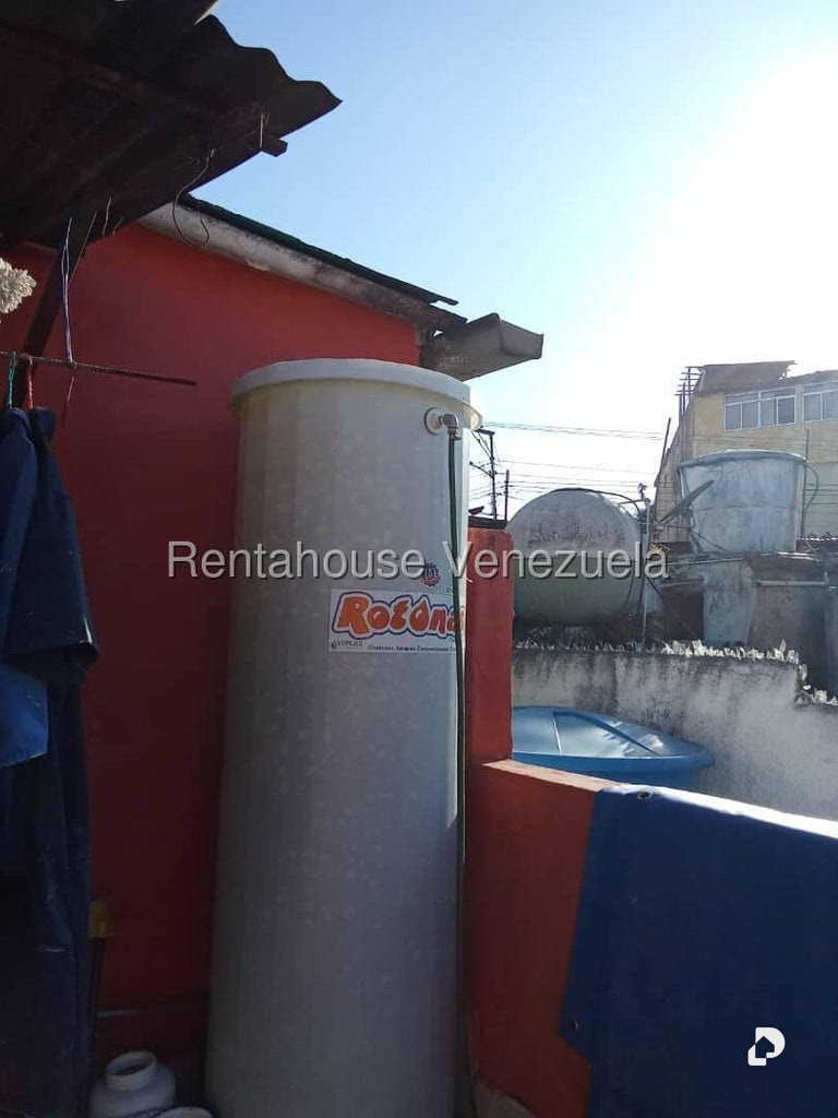 House in Los Teques – 14