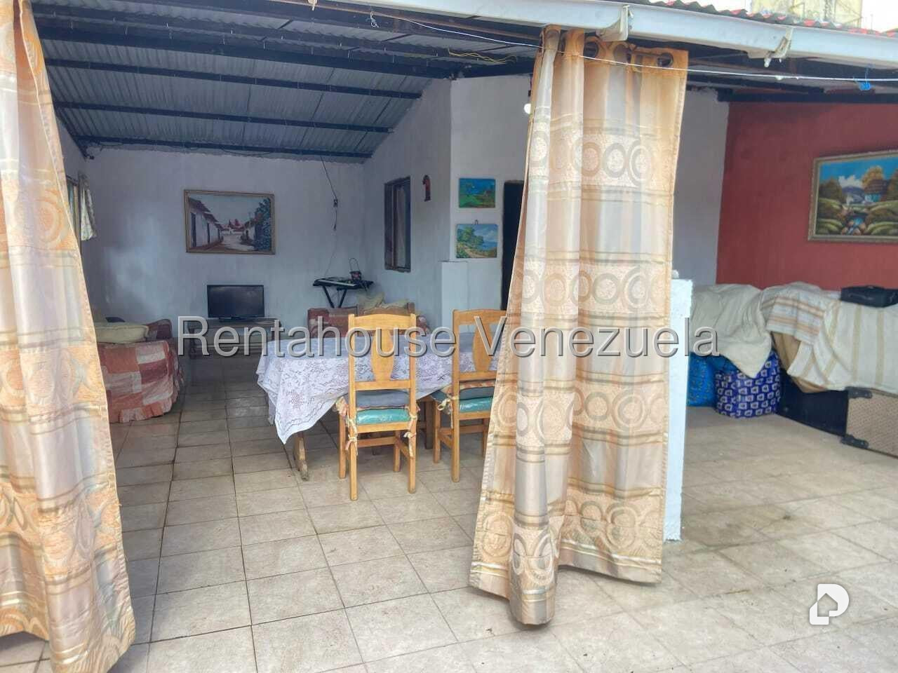 House in Los Teques – 5