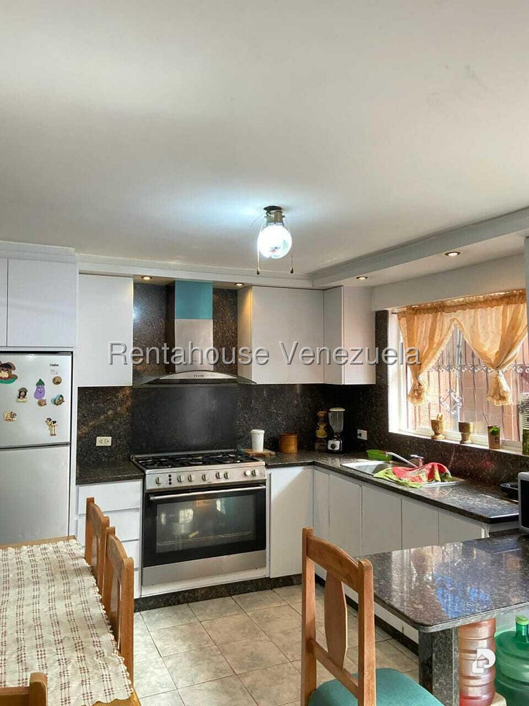 House in Los Teques – 2