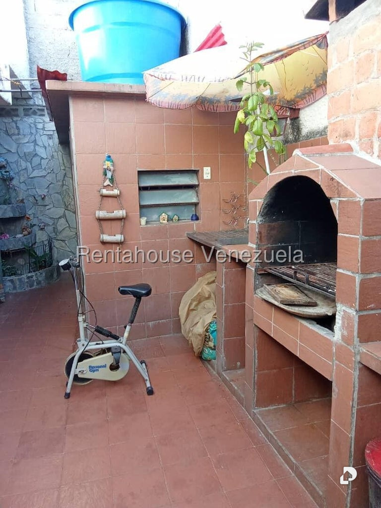 House in Los Teques – 6