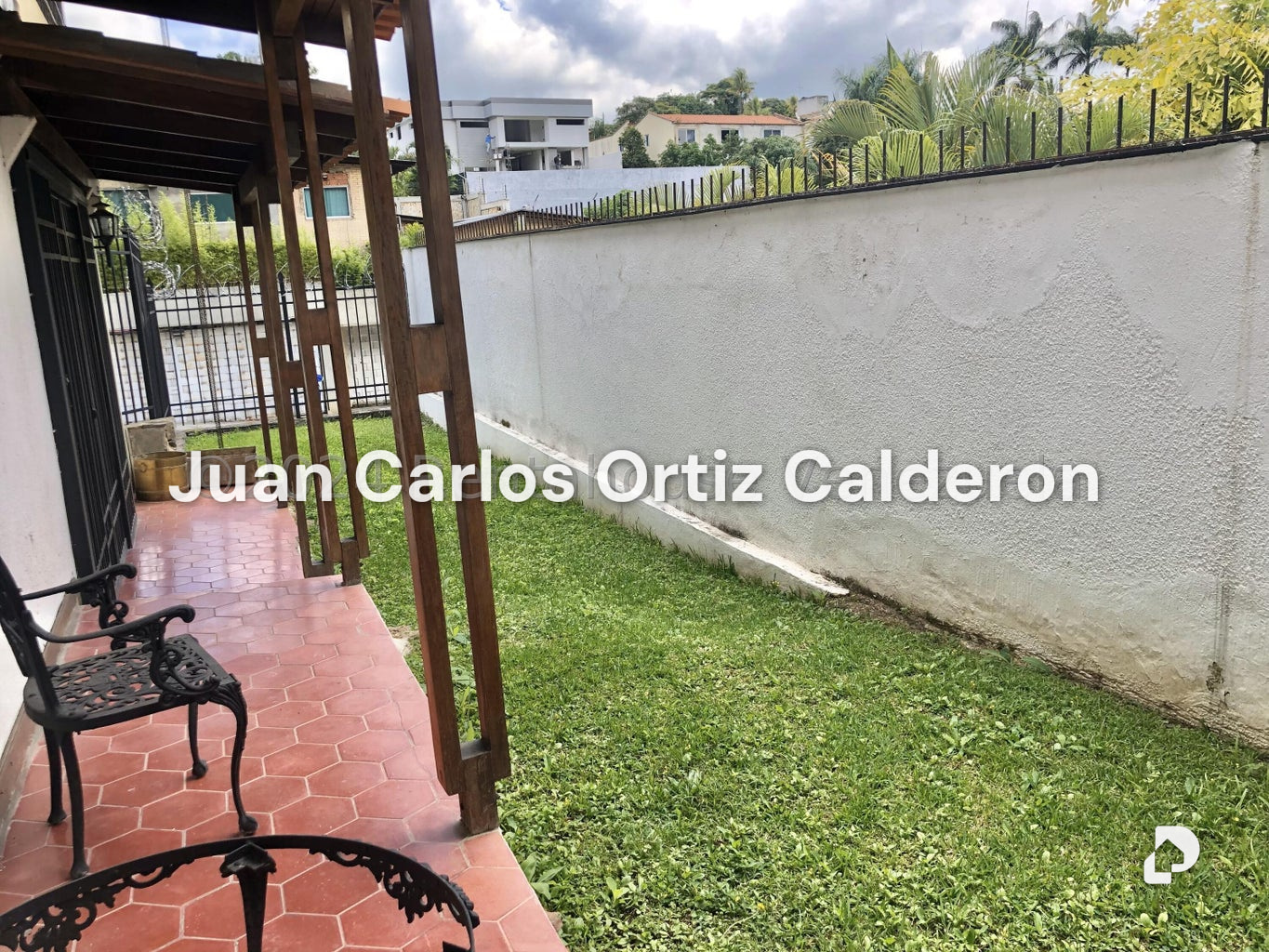 Casa en Cumbres de Curumo, Caracas – 24