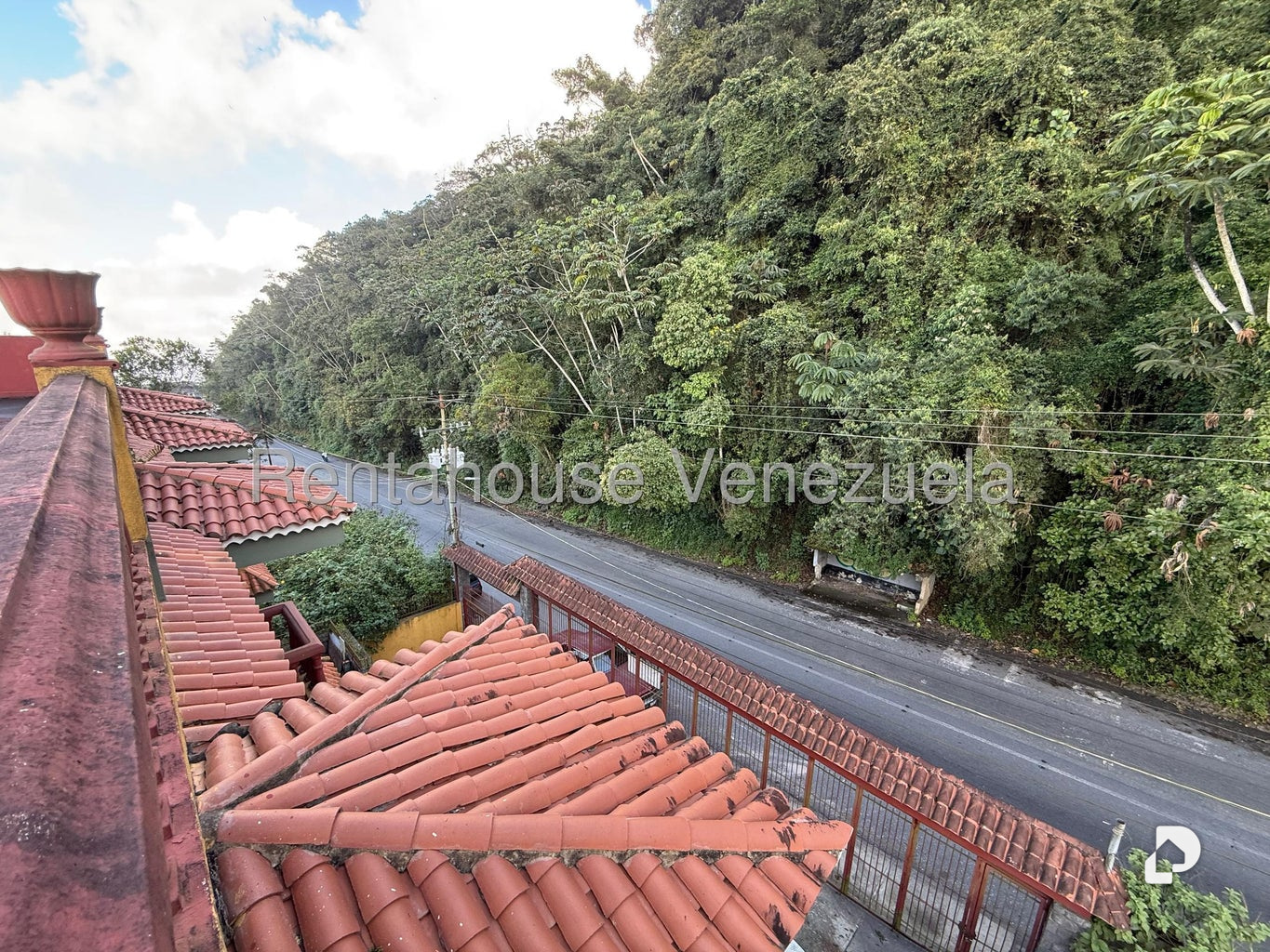 Edificio en El Junquito, Caracas – 25