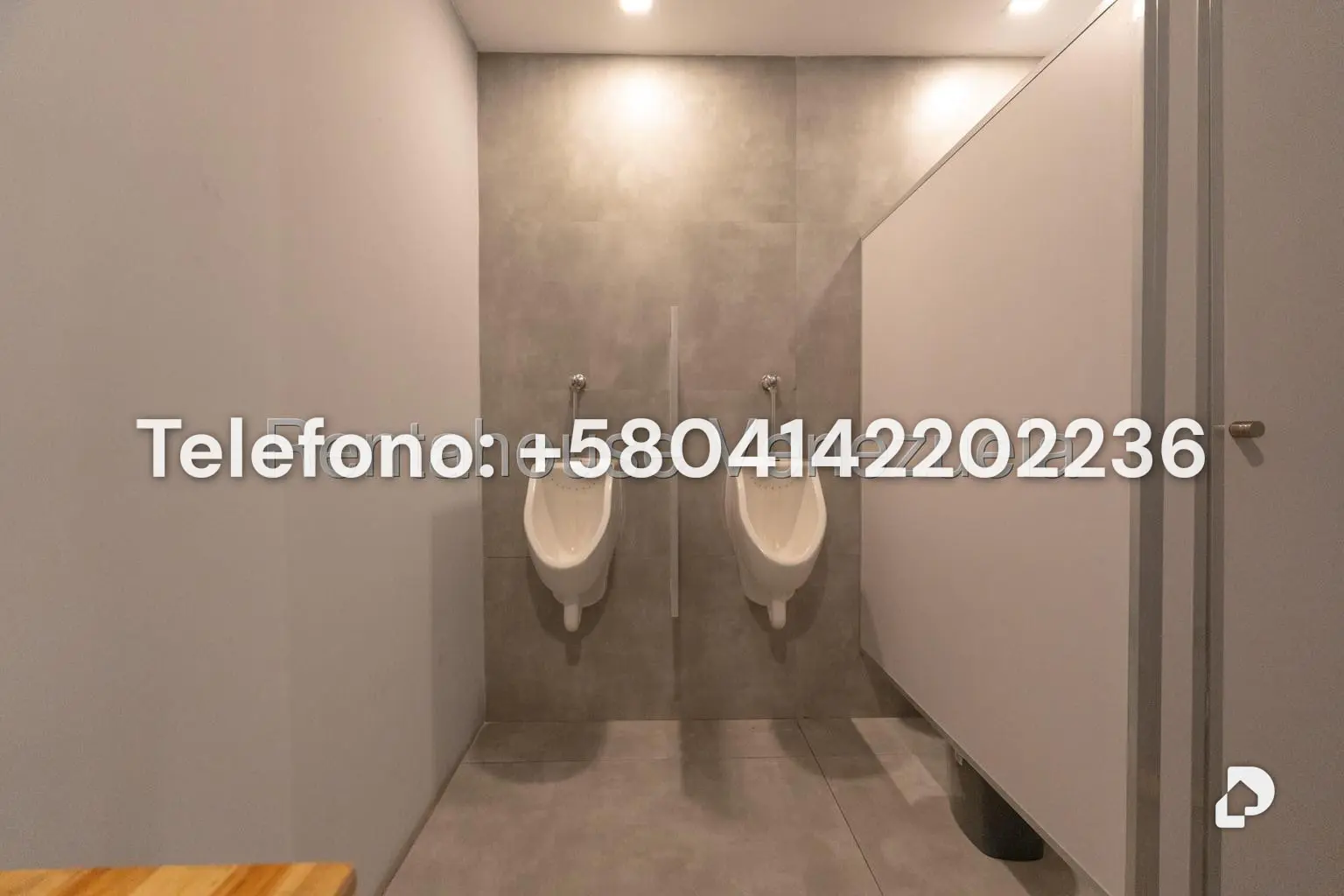 Local comercial en El Hatillo, Caracas – 23