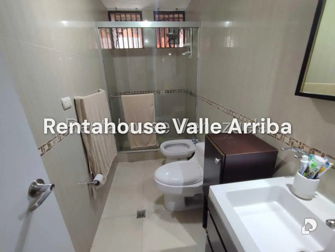 Apartamento en Los Naranjos de las Mercedes, Caracas – 22