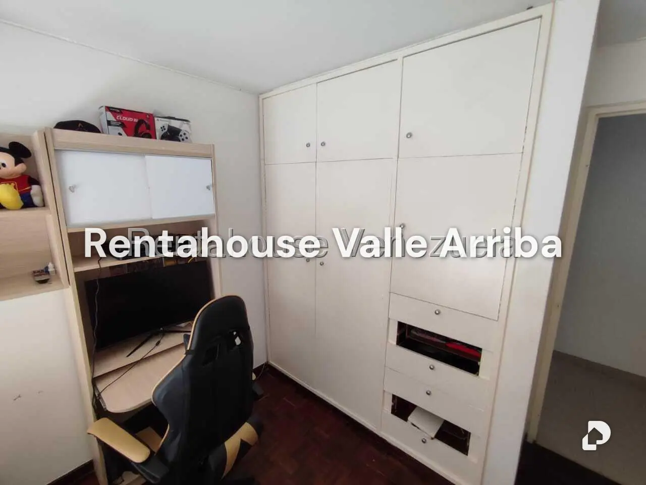 Apartamento en Los Naranjos de las Mercedes, Caracas – 26