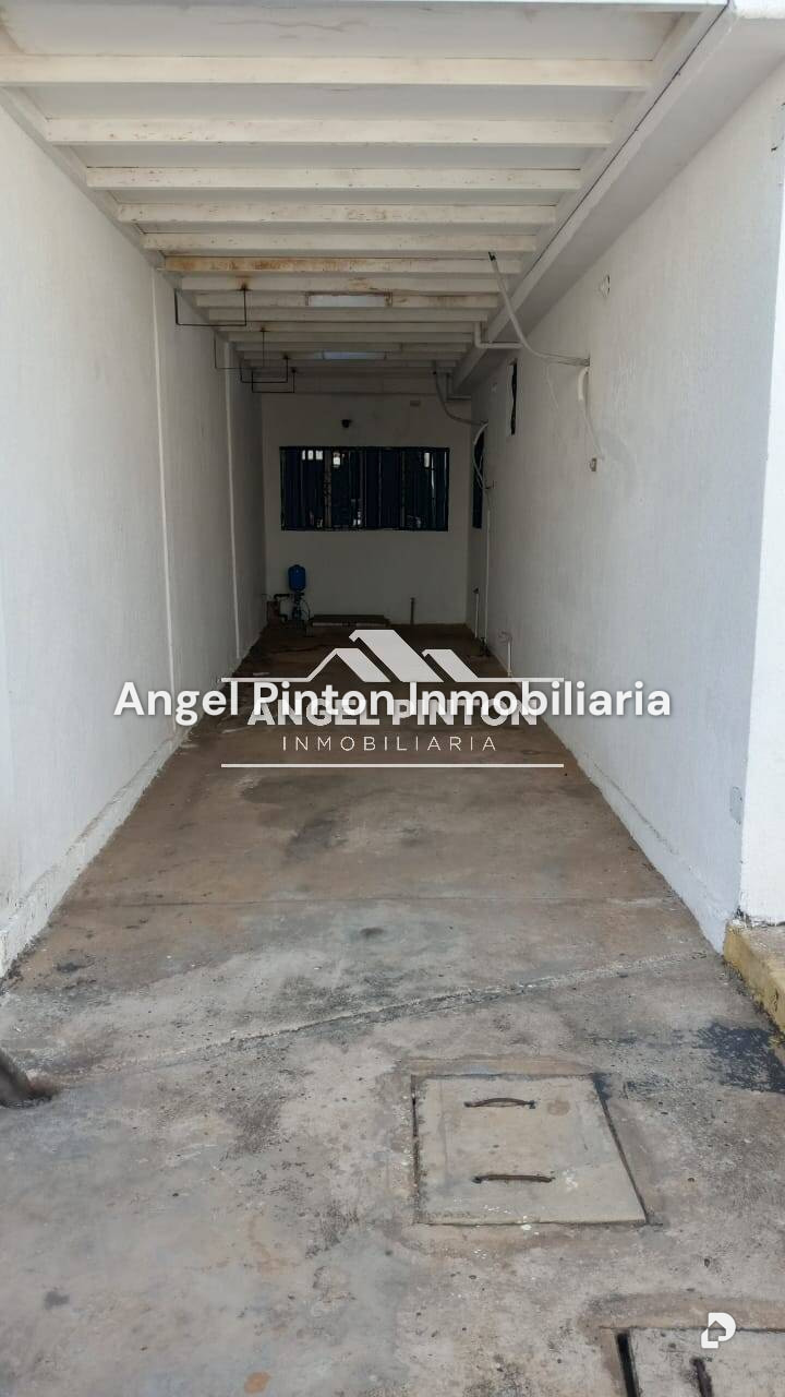 Casa en Barrio Los Olivos, Maracaibo – 12