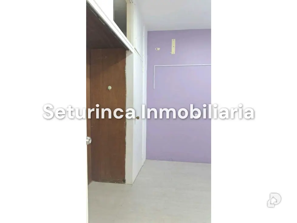 Office in El Marqués, Caracas – 13