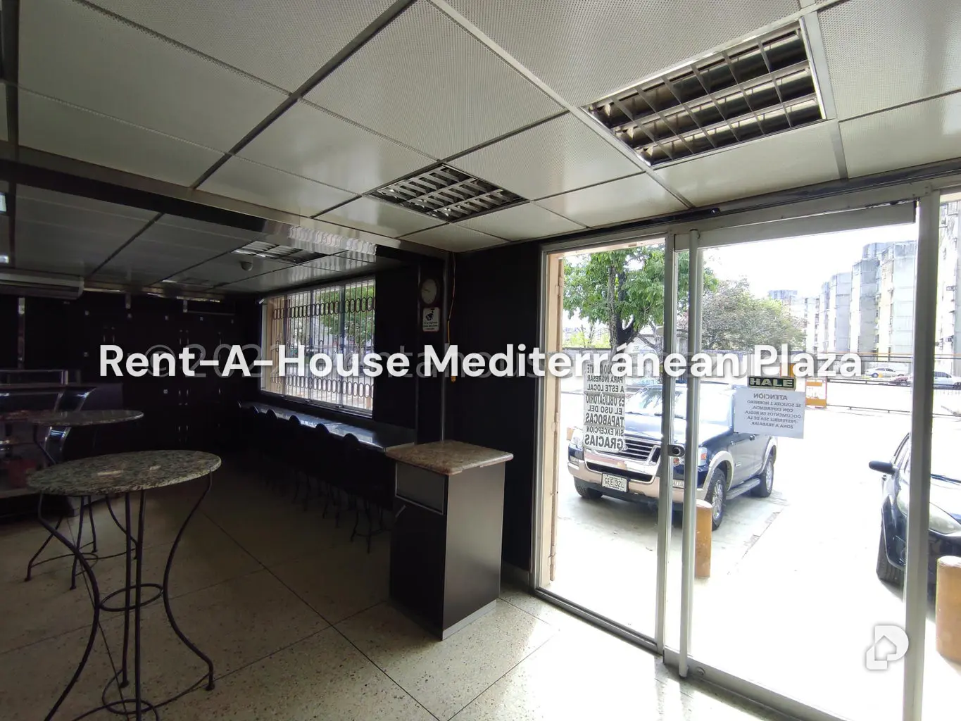 Local comercial en Parque Valencia, Valencia – 18