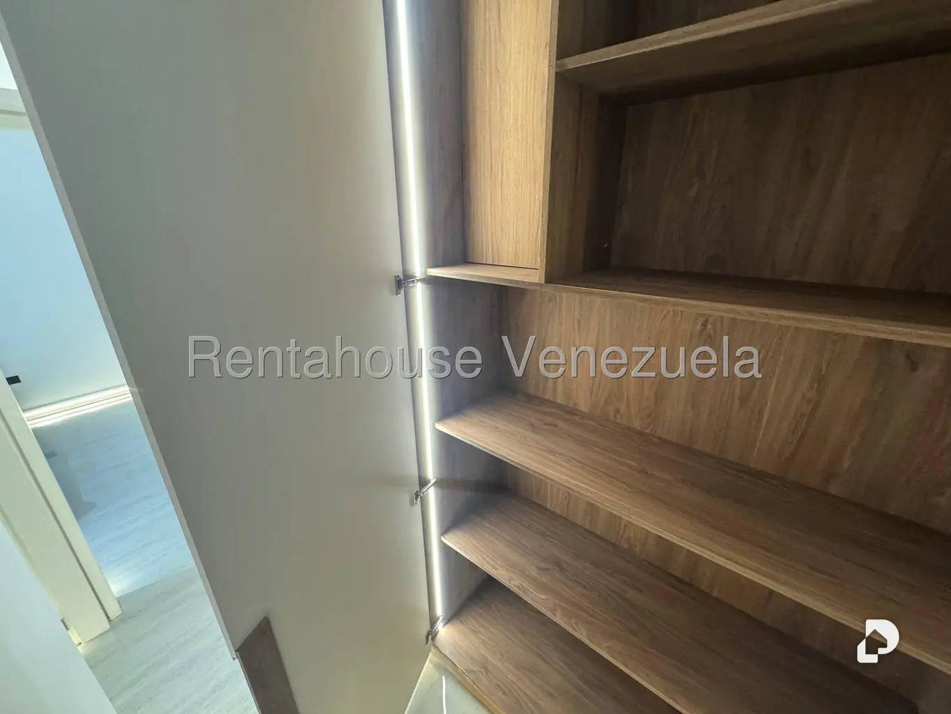 Apartamento en Santa Fe Norte, Caracas – 26
