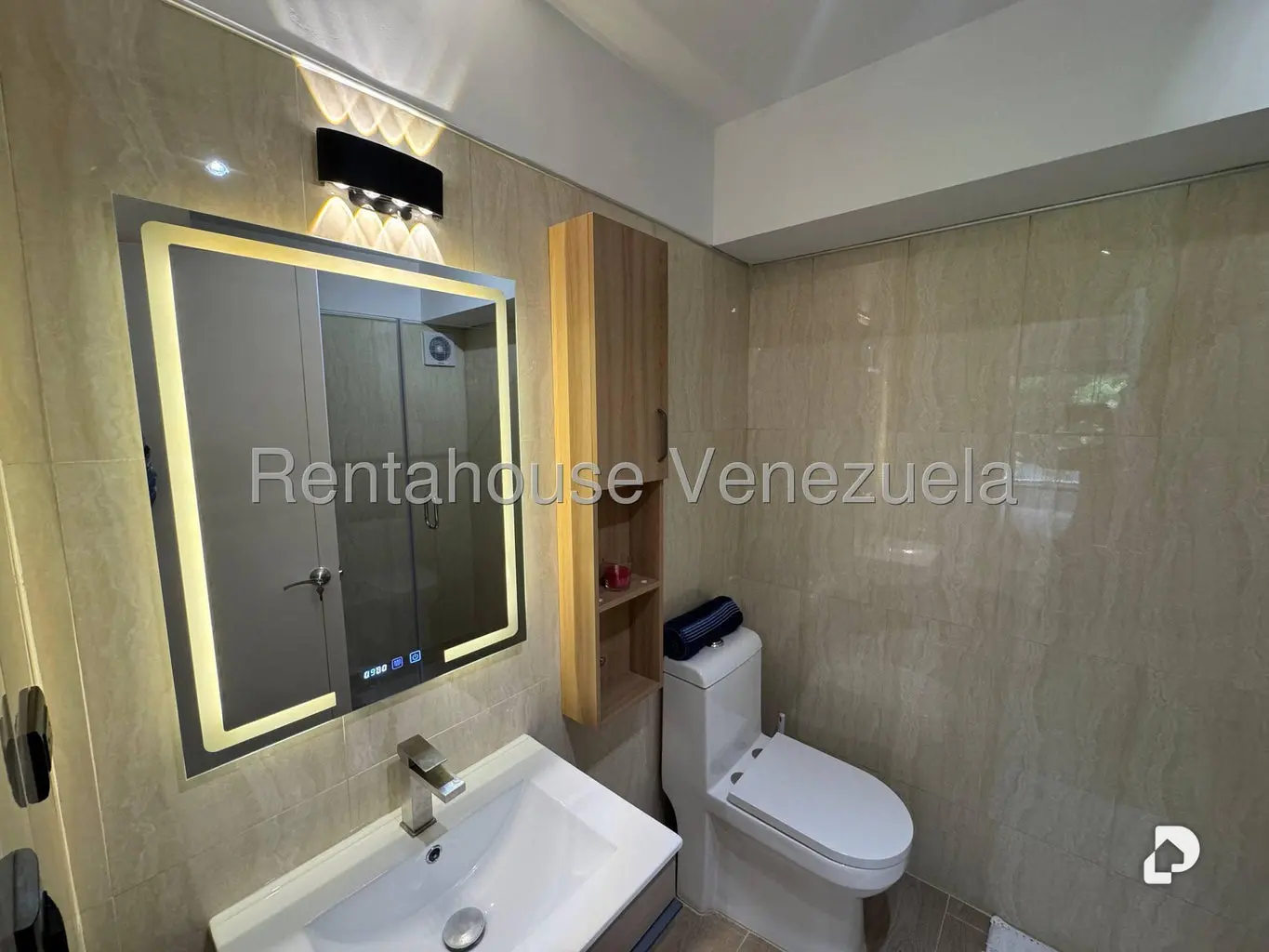 Apartamento en Santa Fe Norte, Caracas – 57