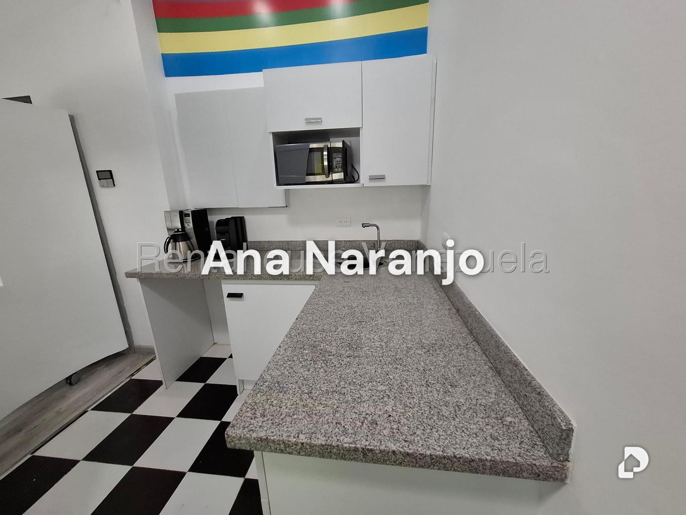 Local comercial en Macaracuay, Caracas – 13