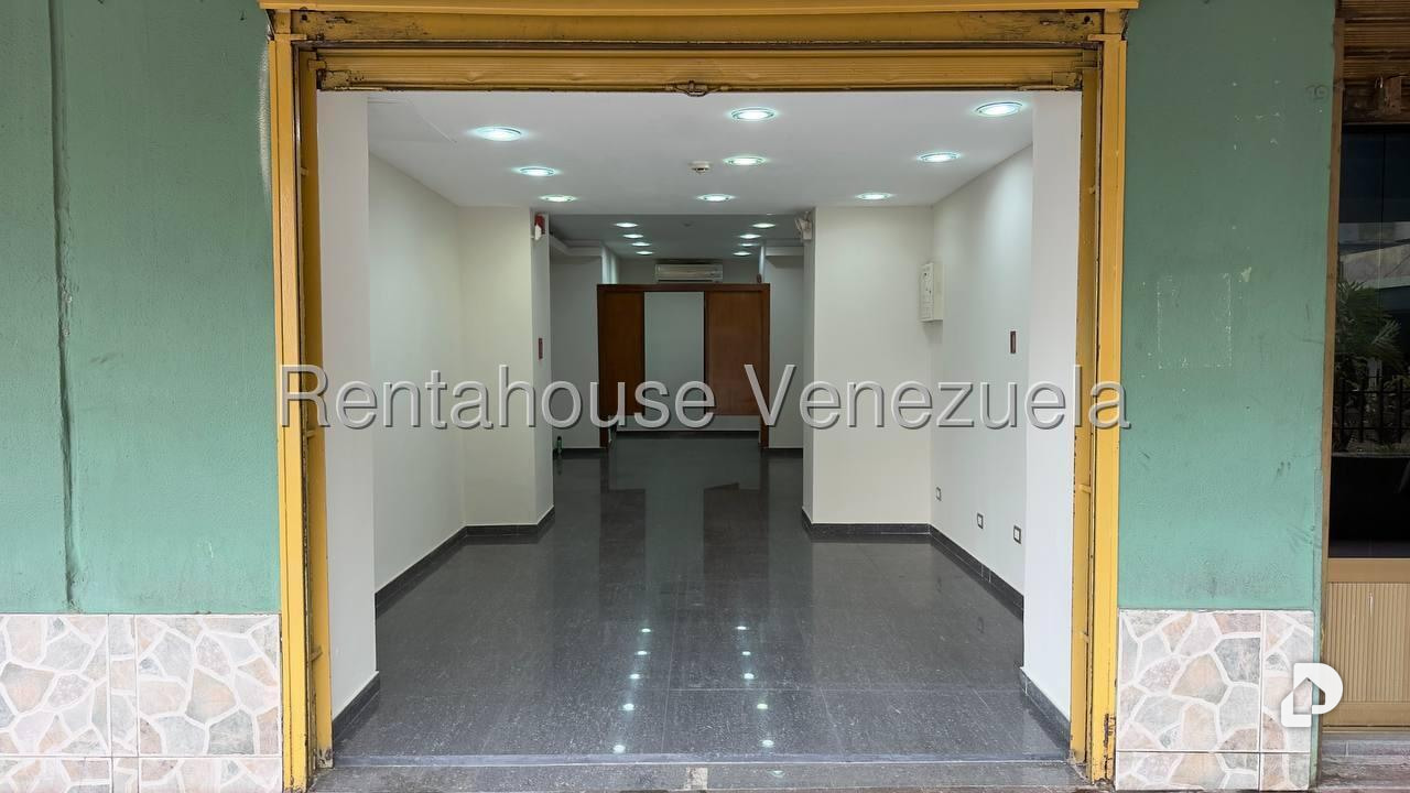 Local comercial en El Paraíso, Caracas – 8