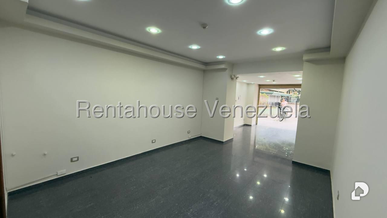 Local comercial en El Paraíso, Caracas – 6
