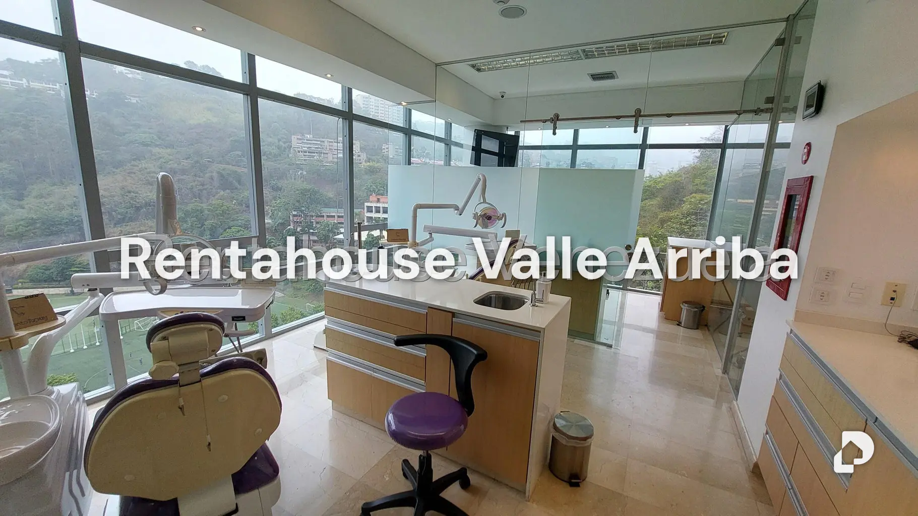 Local comercial en La Trinidad, Caracas – 9