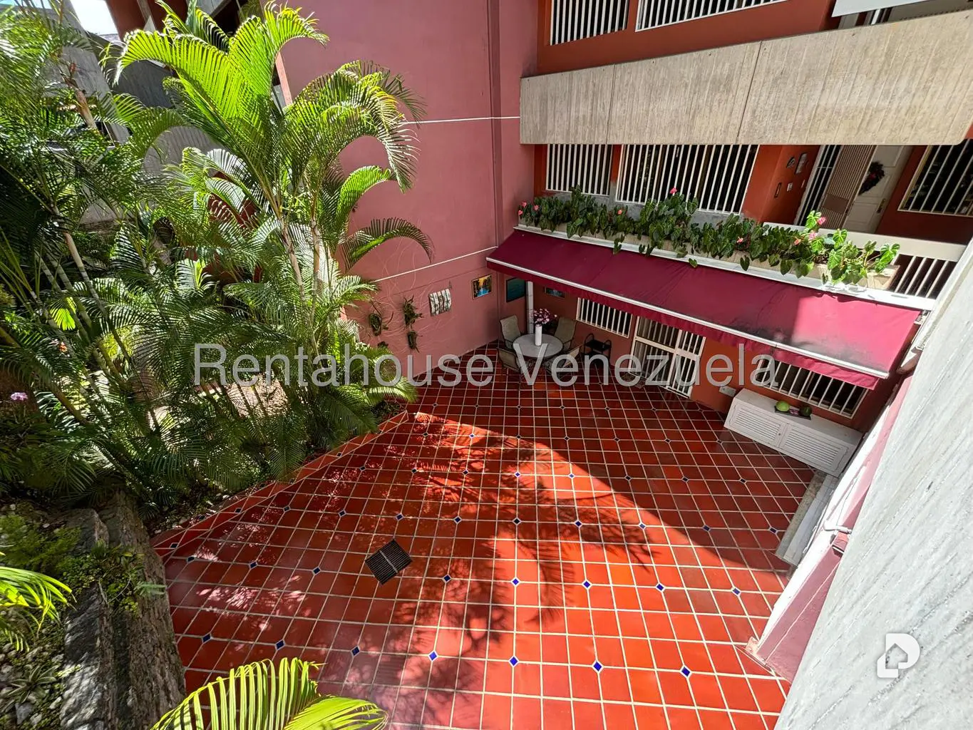 Apartamento en Los Naranjos (del Cafetal), Caracas – 28
