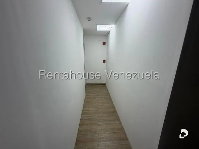 Oficina en El Recreo, Caracas – 23