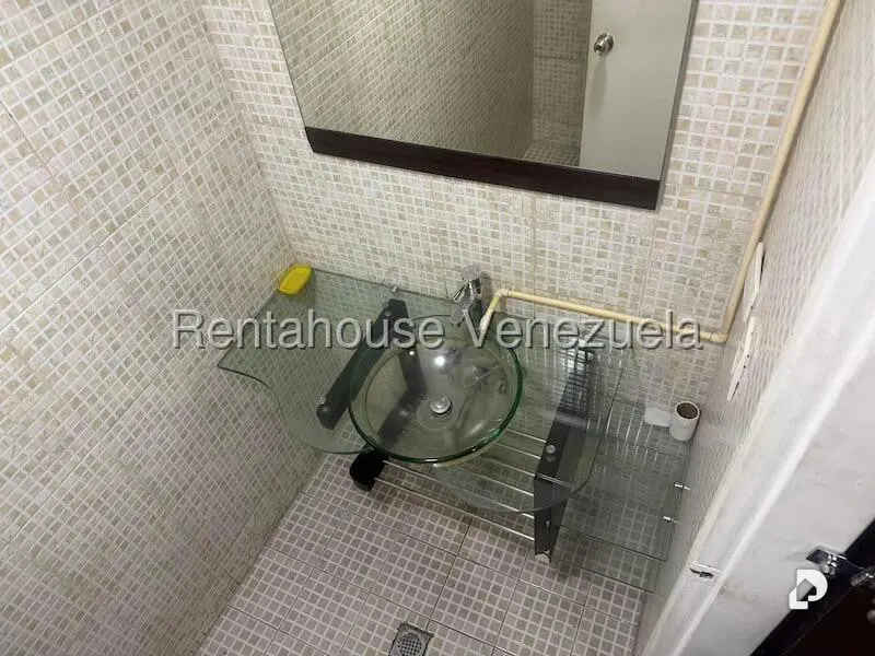Oficina en El Recreo, Caracas – 8