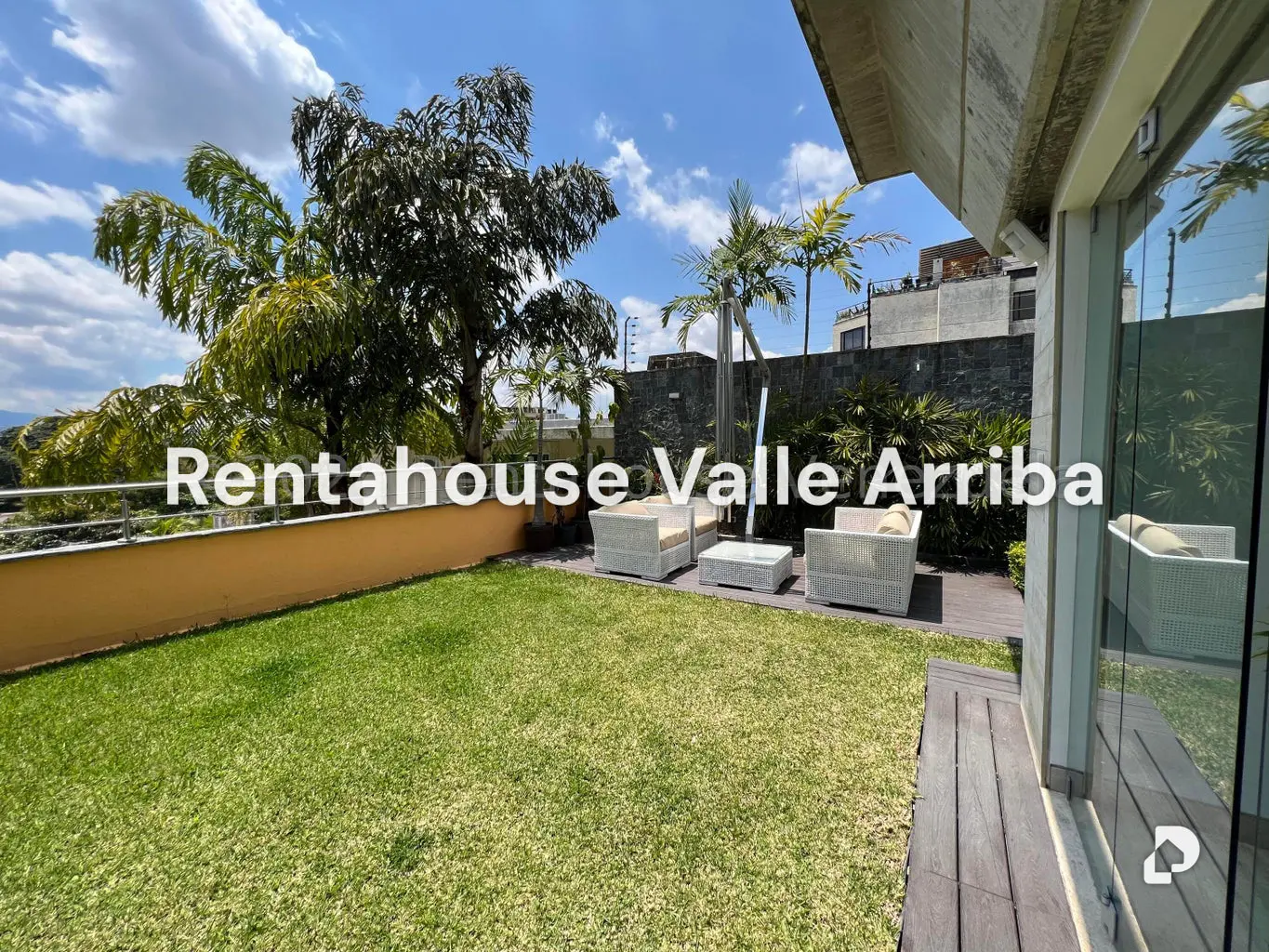 Apartamento en Los Palos Grandes, Caracas – 15