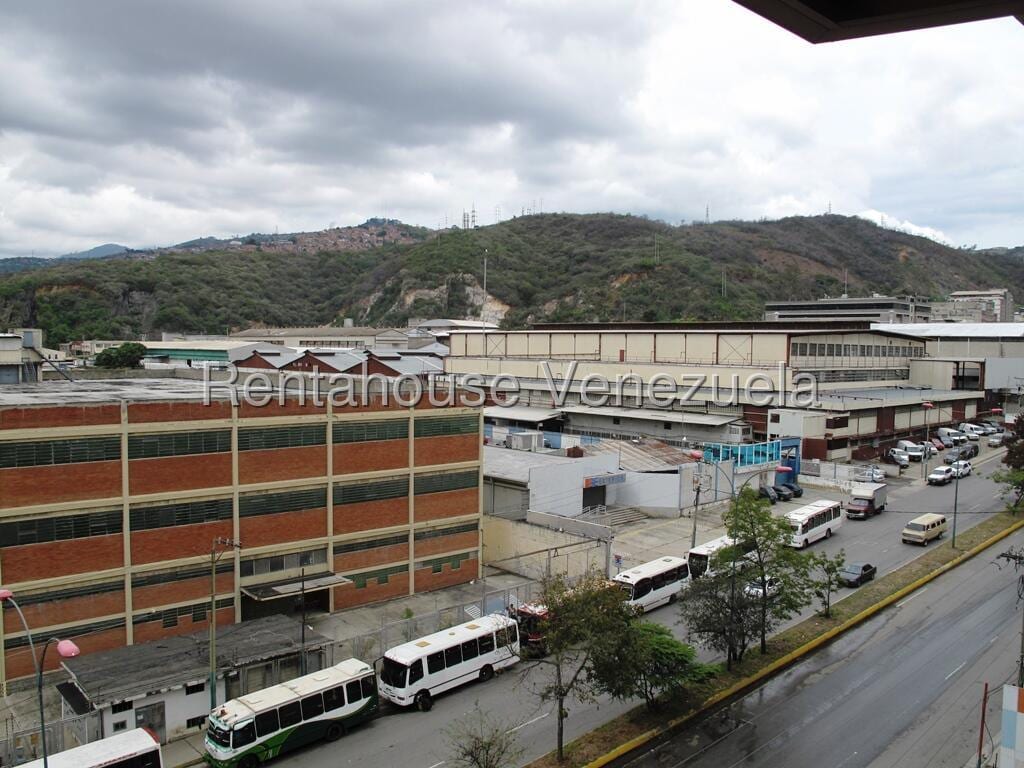 Galpón en La Yaguara, Caracas - 1