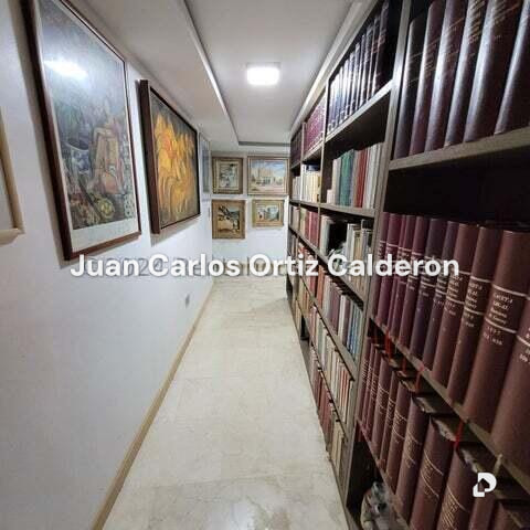 Casa en Cumbres de Curumo, Caracas – 22