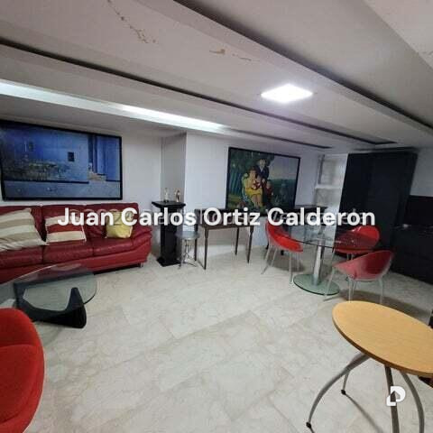 Casa en Cumbres de Curumo, Caracas – 23