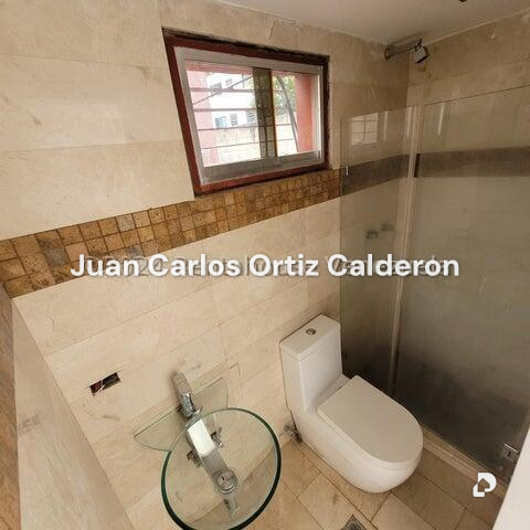 Casa en Cumbres de Curumo, Caracas – 27