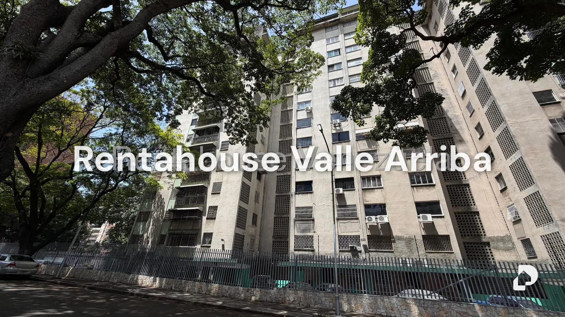 Apartamento en La Florida, Caracas – 13