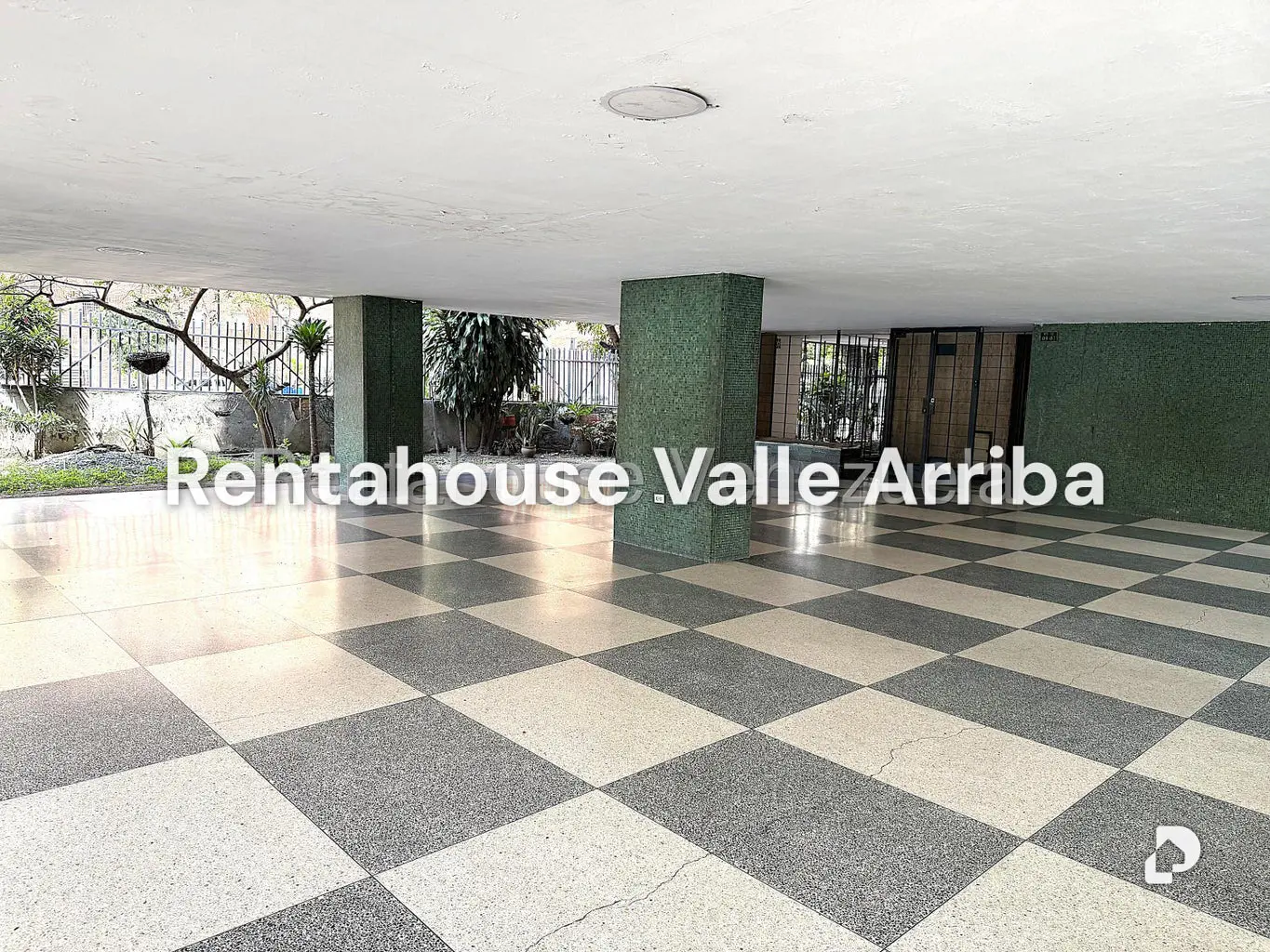 Apartamento en La Florida, Caracas – 12